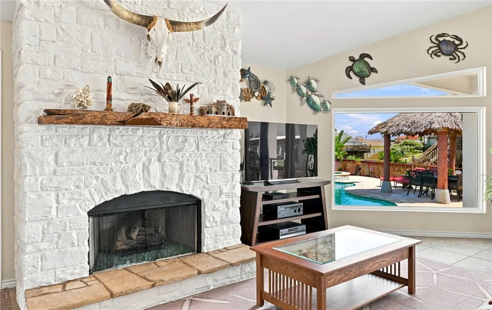 14158 Atascadera Avenue Corpus Christi, TX 78418