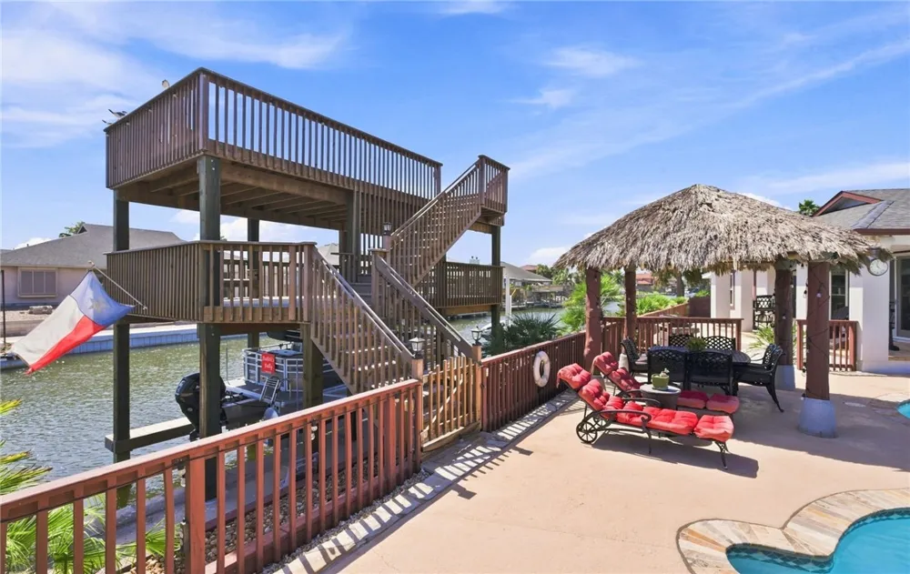 14158 Atascadera Avenue Corpus Christi, TX 78418