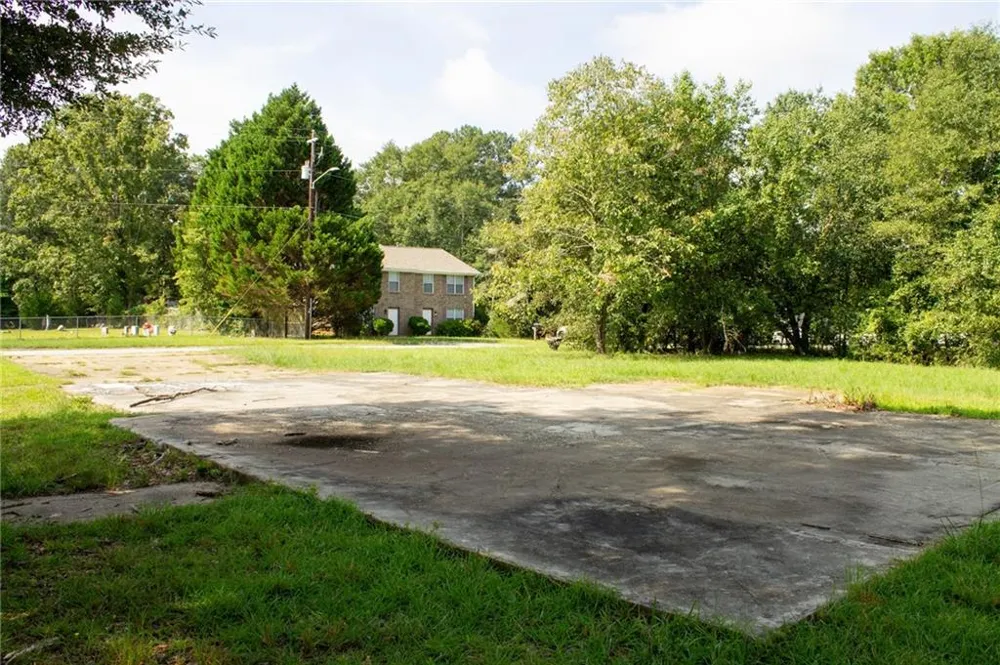 8465 Kendrick Road Jonesboro, GA 30238