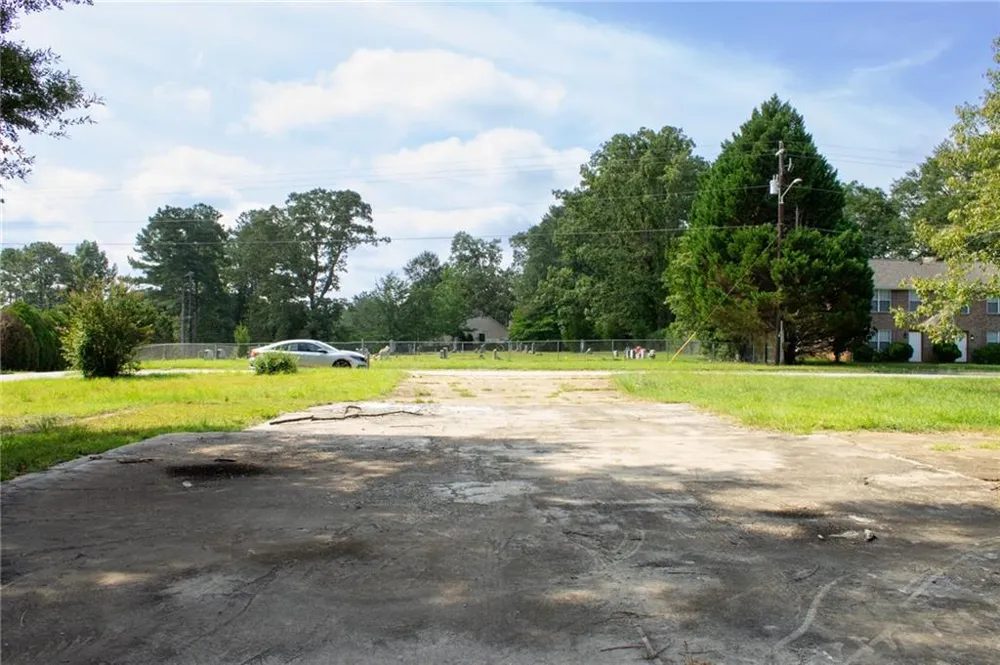 8465 Kendrick Road Jonesboro, GA 30238