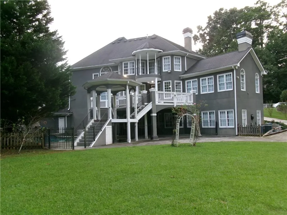 910 Woodward Park Drive Suwanee, GA 30024