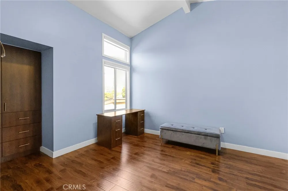 10950 Saticoy #20 Sun Valley, CA 91352