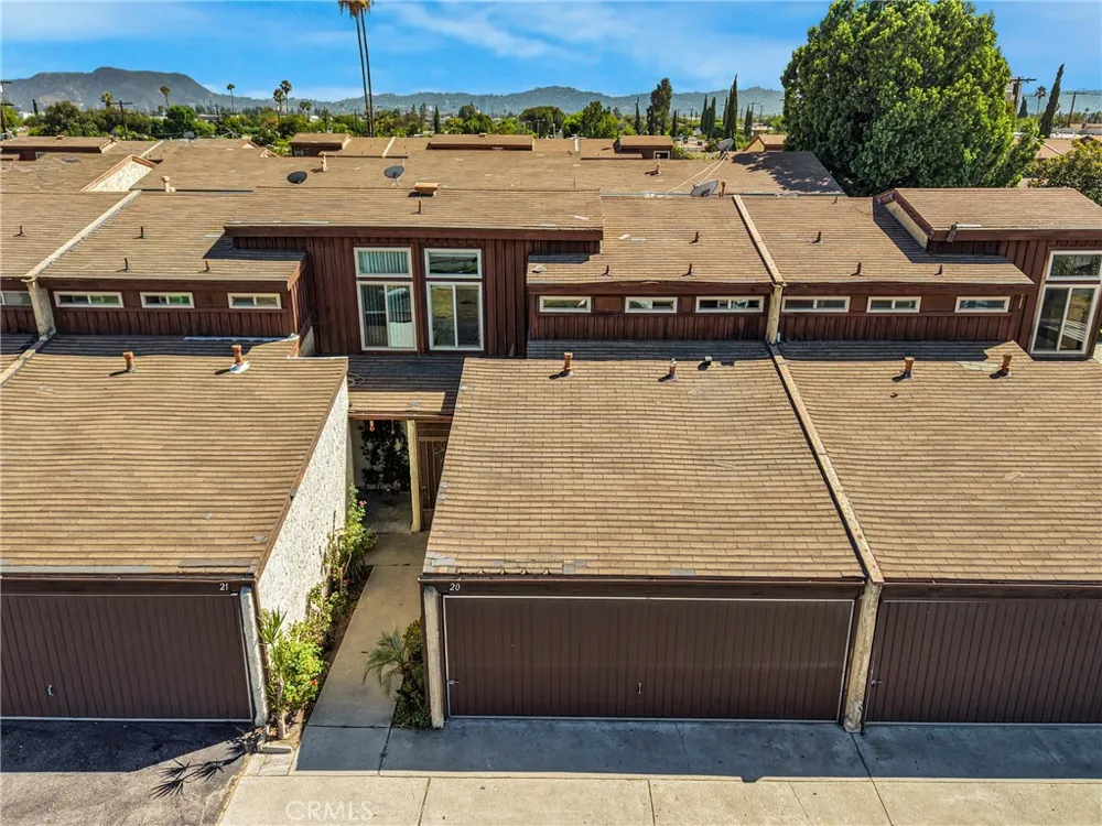10950 Saticoy #20 Sun Valley, CA 91352