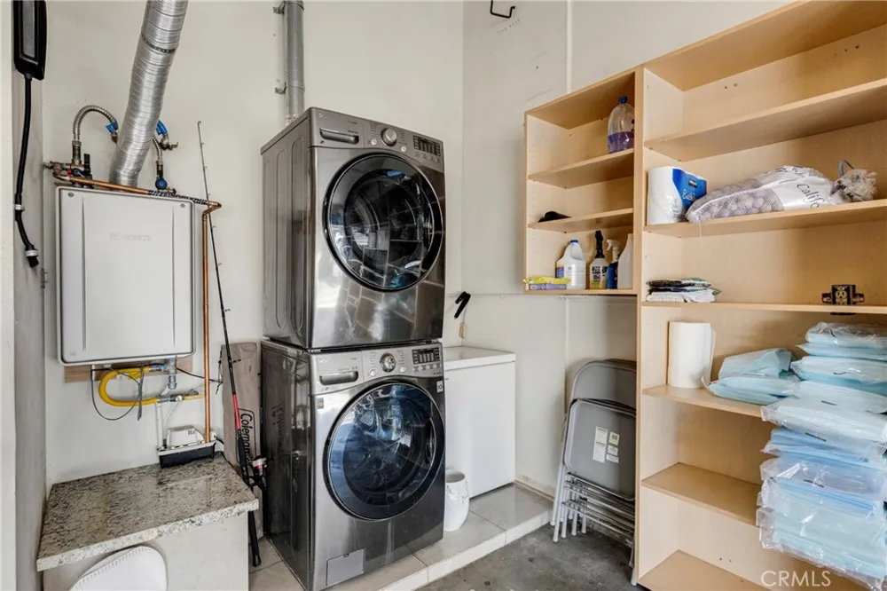 10950 Saticoy #20 Sun Valley, CA 91352