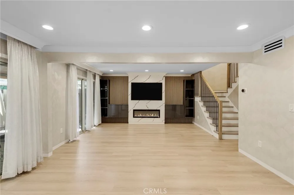 10950 Saticoy #20 Sun Valley, CA 91352