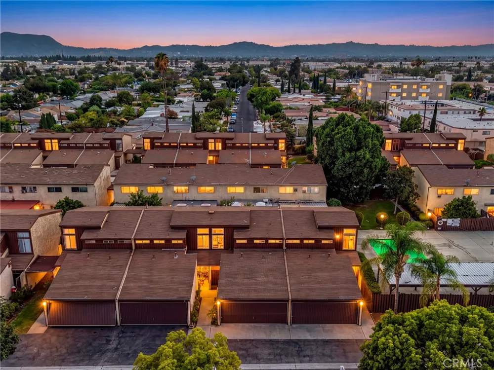 10950 Saticoy #20 Sun Valley, CA 91352