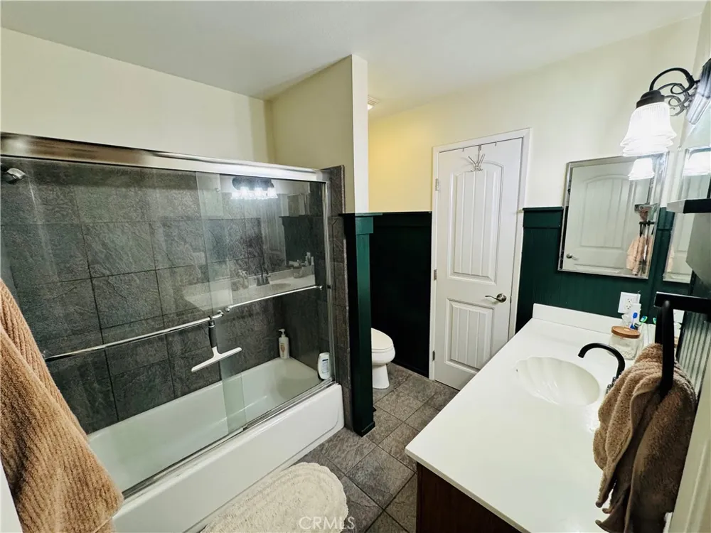 377 Spencer Upland, CA 91786