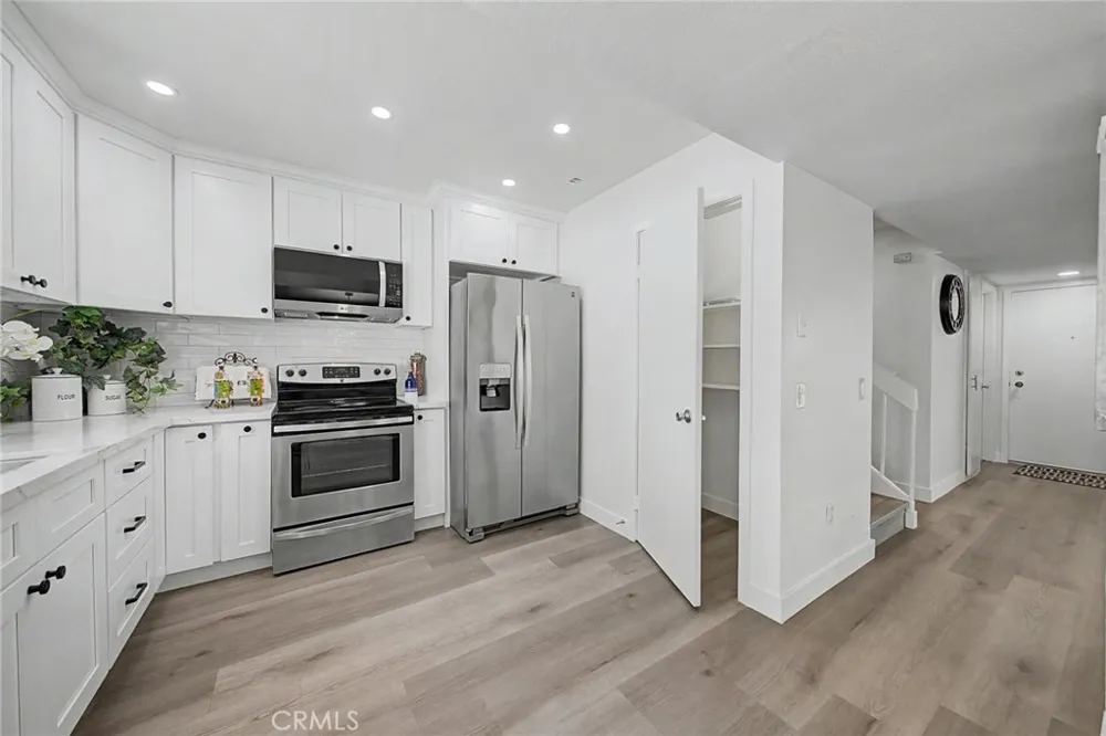 6865 Danvers Drive Garden Grove, CA 92845