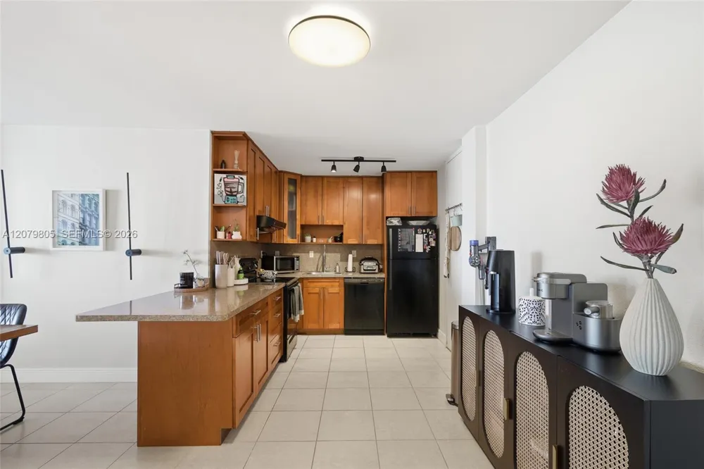 770 NE 69th St #2B Miami, FL 33138
