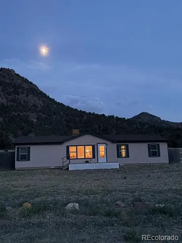 758 Shannon Road Cotopaxi, CO 81223