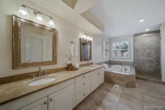 124 Jackson Street Denver, CO 80206