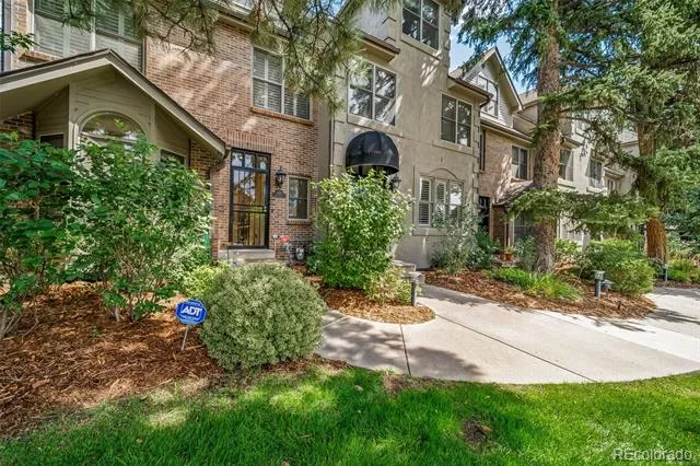 124 Jackson Street Denver, CO 80206