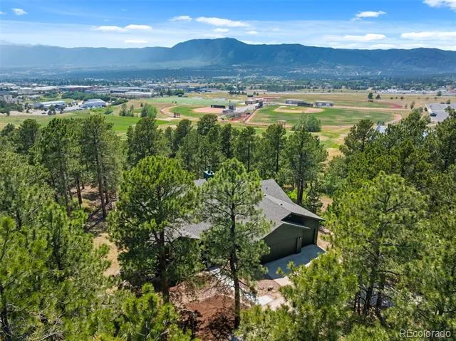 1675 Oakwood Drive Monument, CO 80132