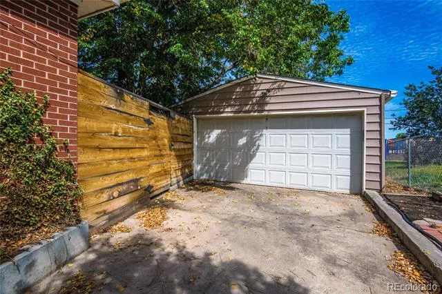14205 E 25th Place Aurora, CO 80011