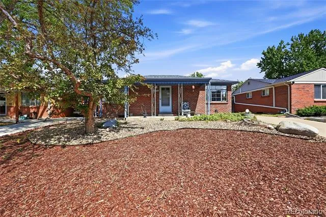 332 S Leyden Street Denver, CO 80224