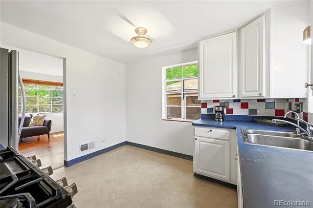 332 S Leyden Street Denver, CO 80224