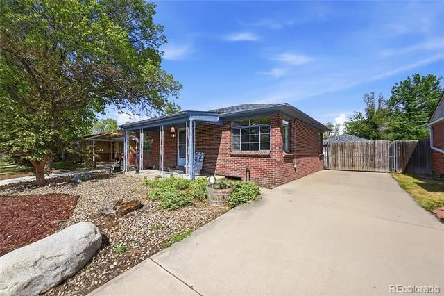 332 S Leyden Street Denver, CO 80224