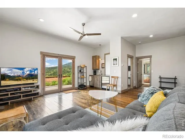 1091 Shadow Ridge Road Laporte, CO 80535