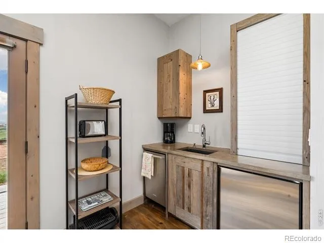 1091 Shadow Ridge Road Laporte, CO 80535