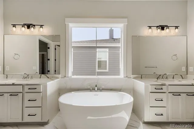 21831 E Tansy Place Aurora, CO 80016