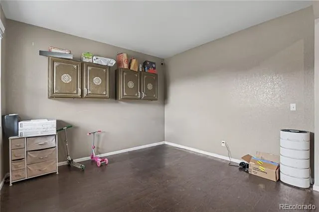 9257 Richfield Street Commerce City, CO 80022
