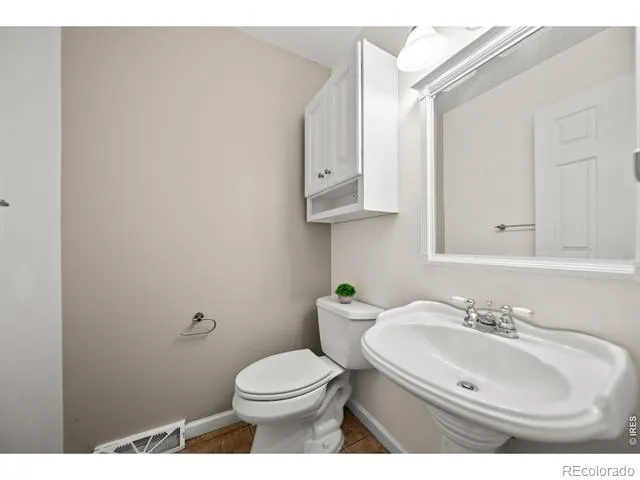 1403 S 11th Avenue Sterling, CO 80751