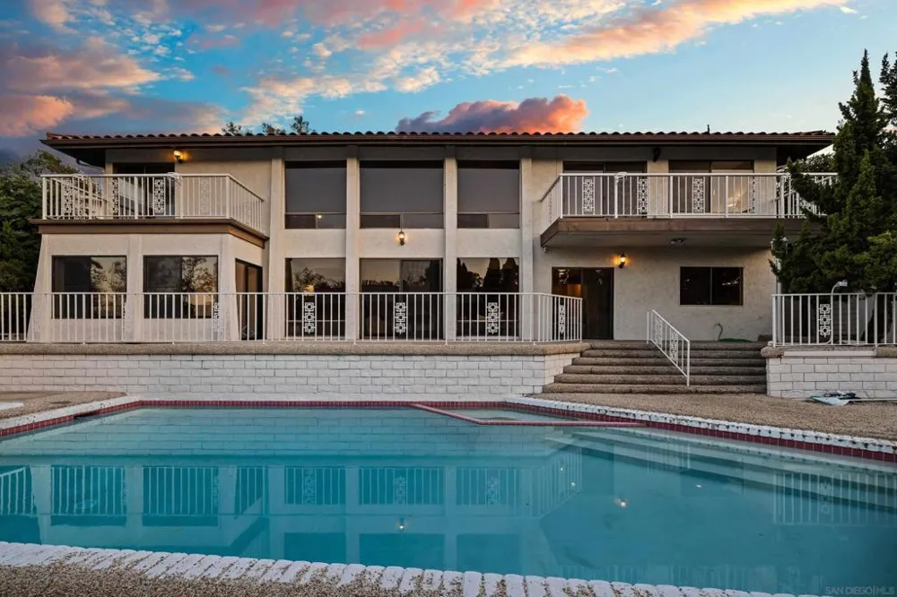 1974 Milford El Cajon, CA 92020
