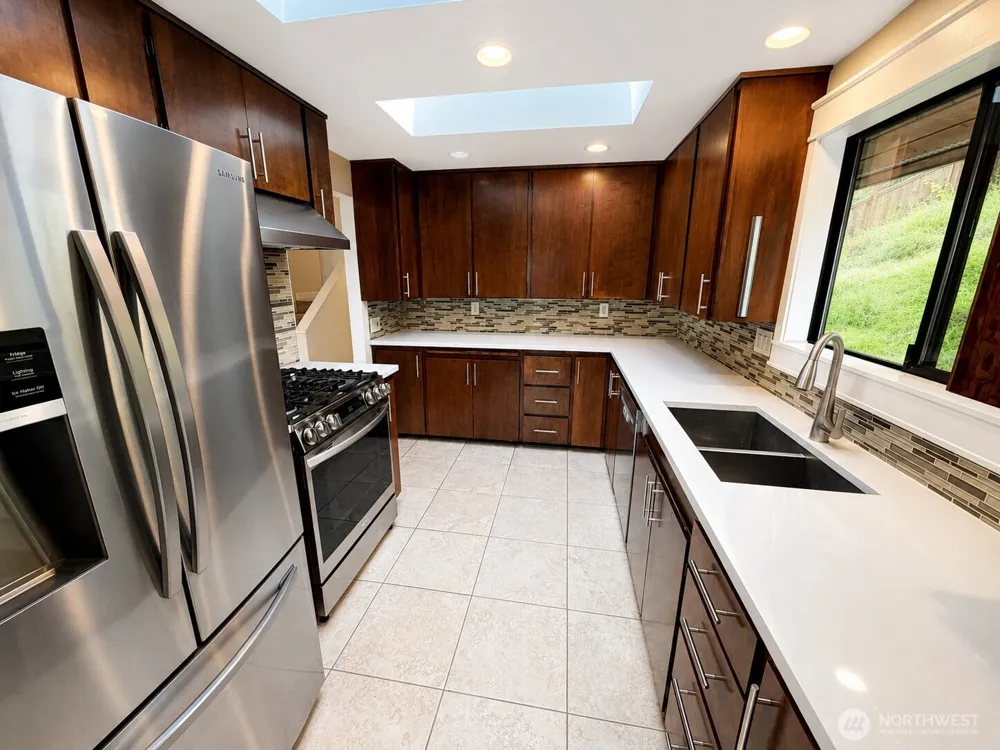 2604 Vining Place Bellingham, WA 98226