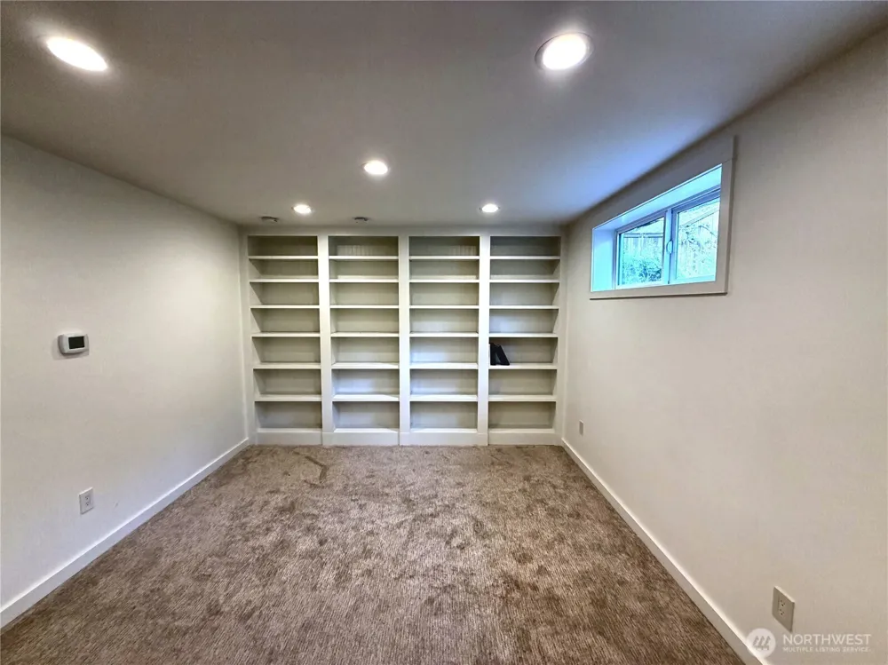 2604 Vining Place Bellingham, WA 98226