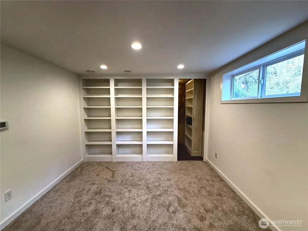 2604 Vining Place Bellingham, WA 98226