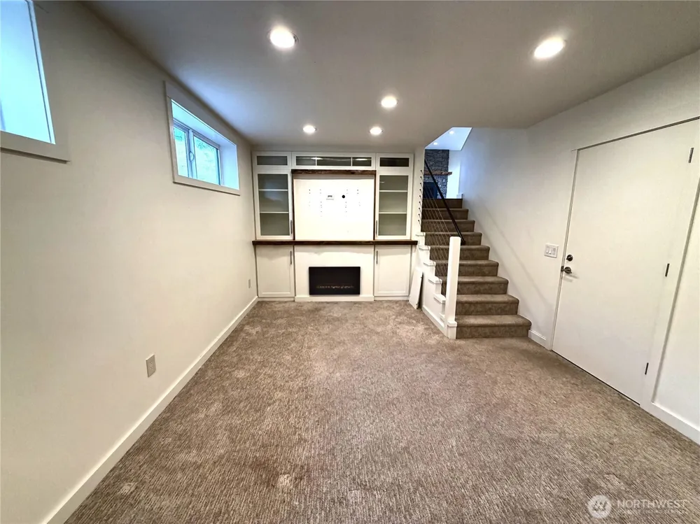 2604 Vining Place Bellingham, WA 98226