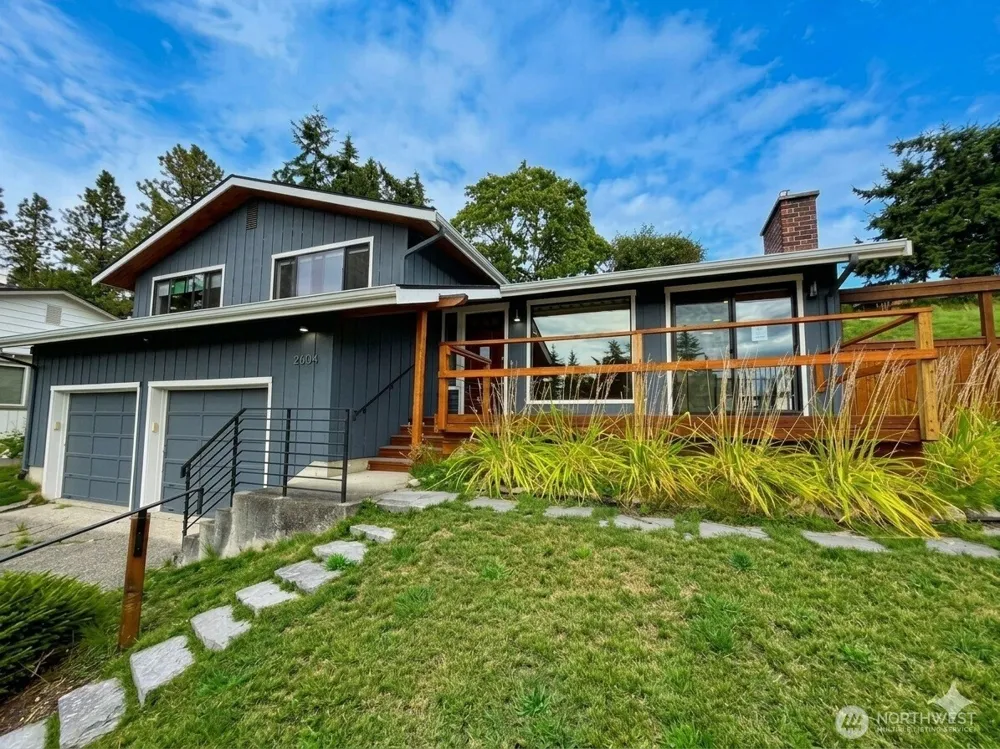 2604 Vining Place Bellingham, WA 98226
