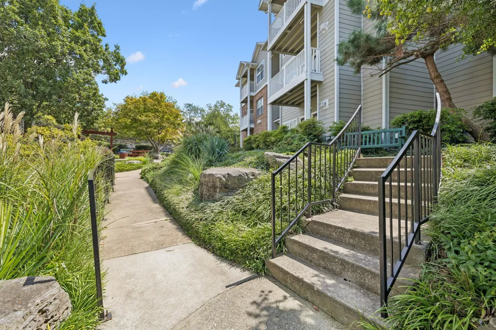 2025 Woodmont Blvd #111 Nashville, TN 37215
