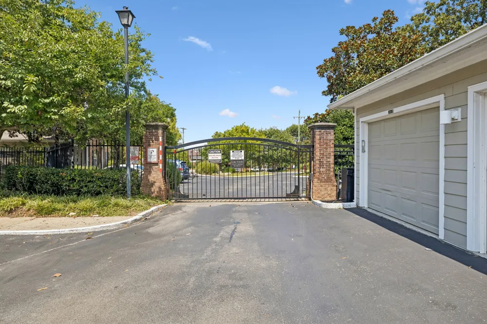 2025 Woodmont Blvd #111 Nashville, TN 37215