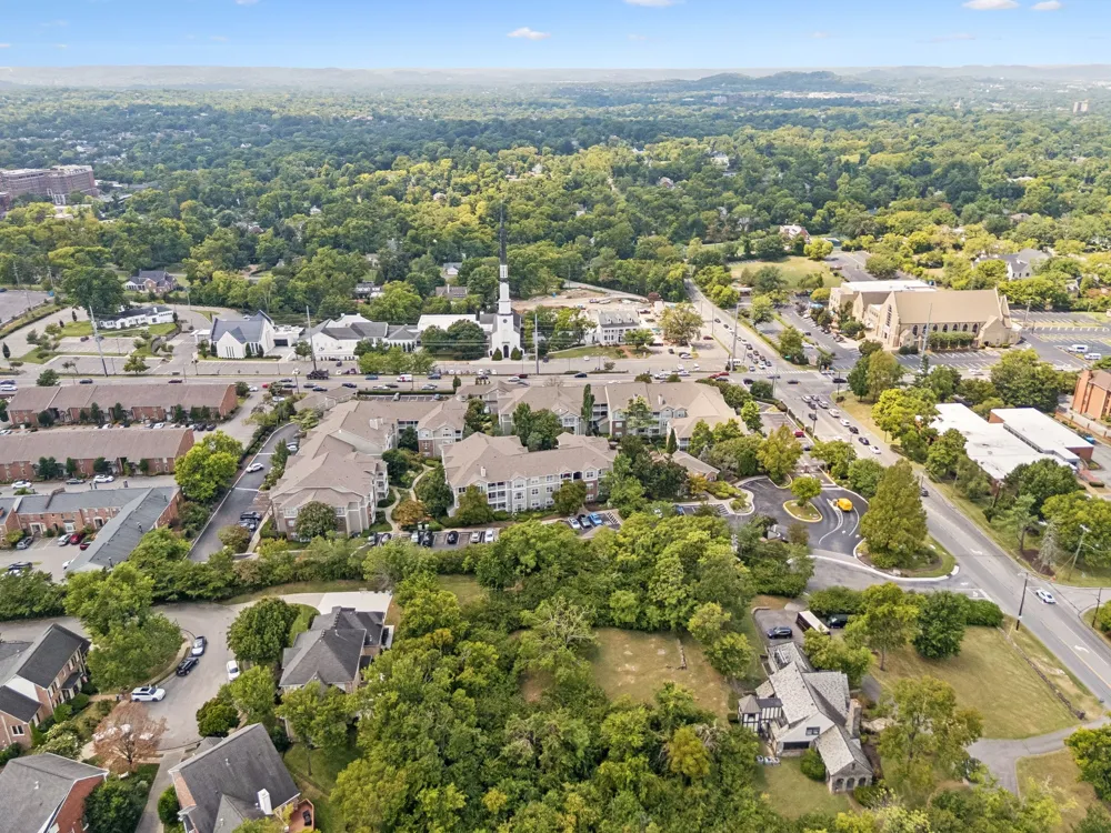2025 Woodmont Blvd #111 Nashville, TN 37215