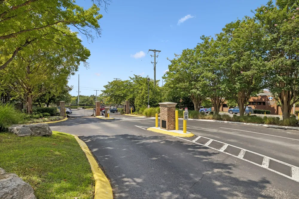 2025 Woodmont Blvd #111 Nashville, TN 37215