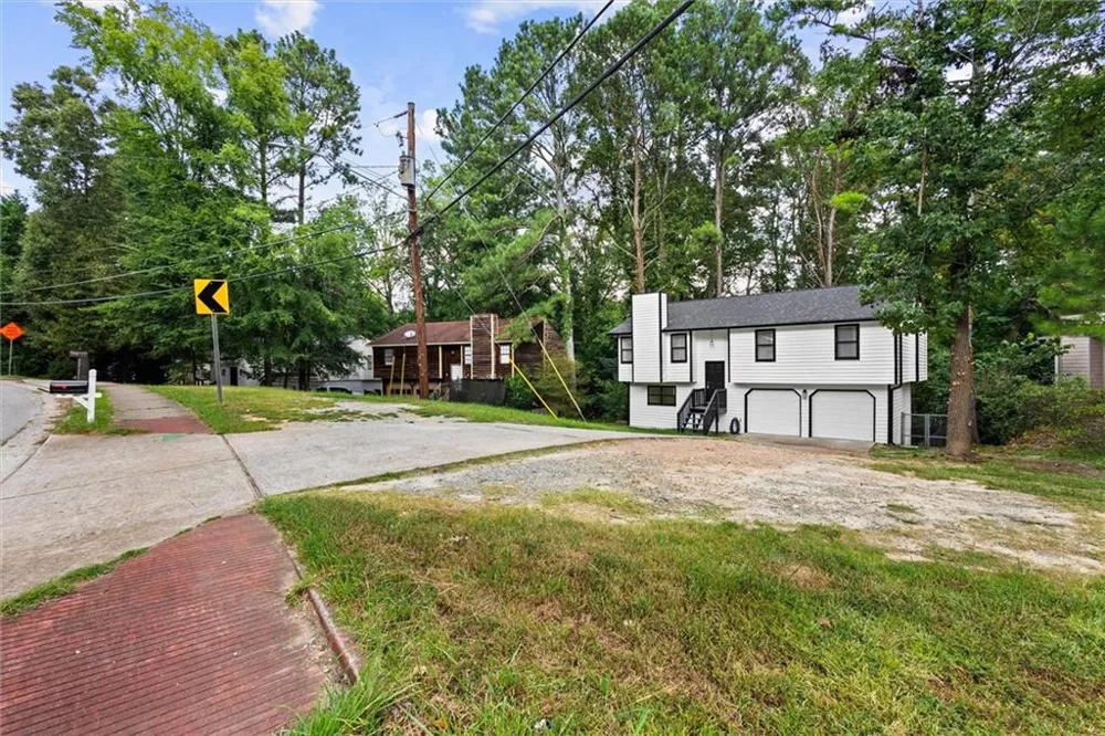 5882 Williams Road Norcross, GA 30093