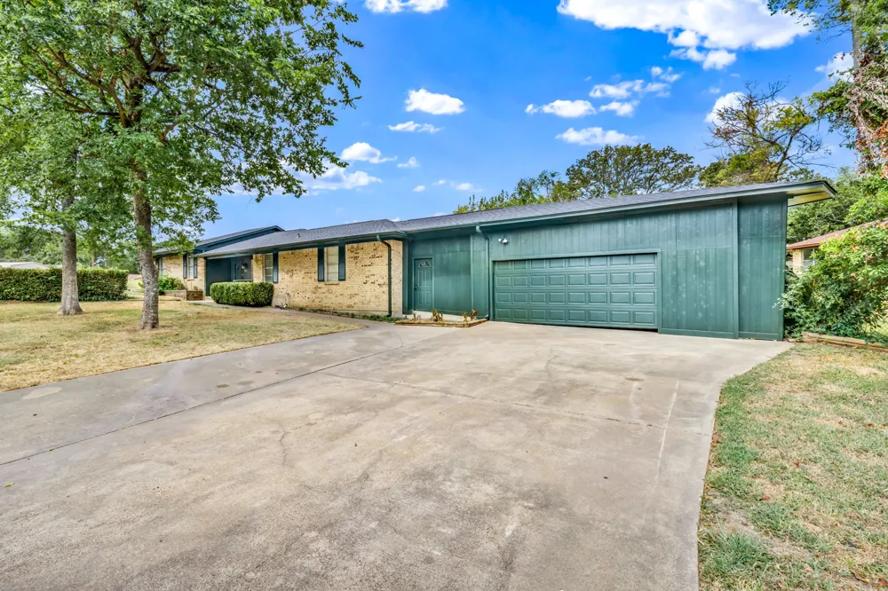 15651 Watson Drive Kemp, TX 75143