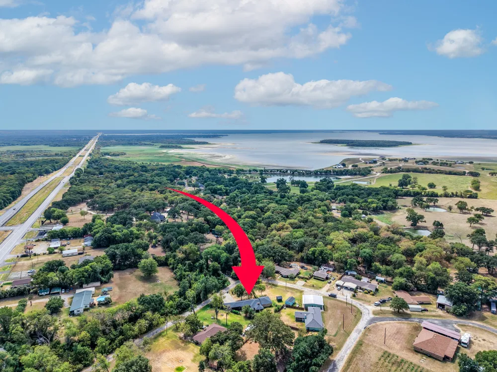15651 Watson Drive Kemp, TX 75143