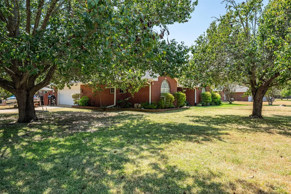 310 Linda Lane Lindale, TX 75771