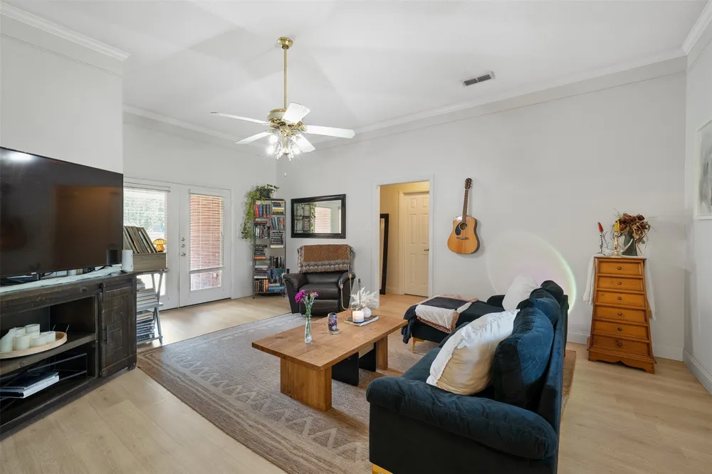 310 Linda Lane Lindale, TX 75771
