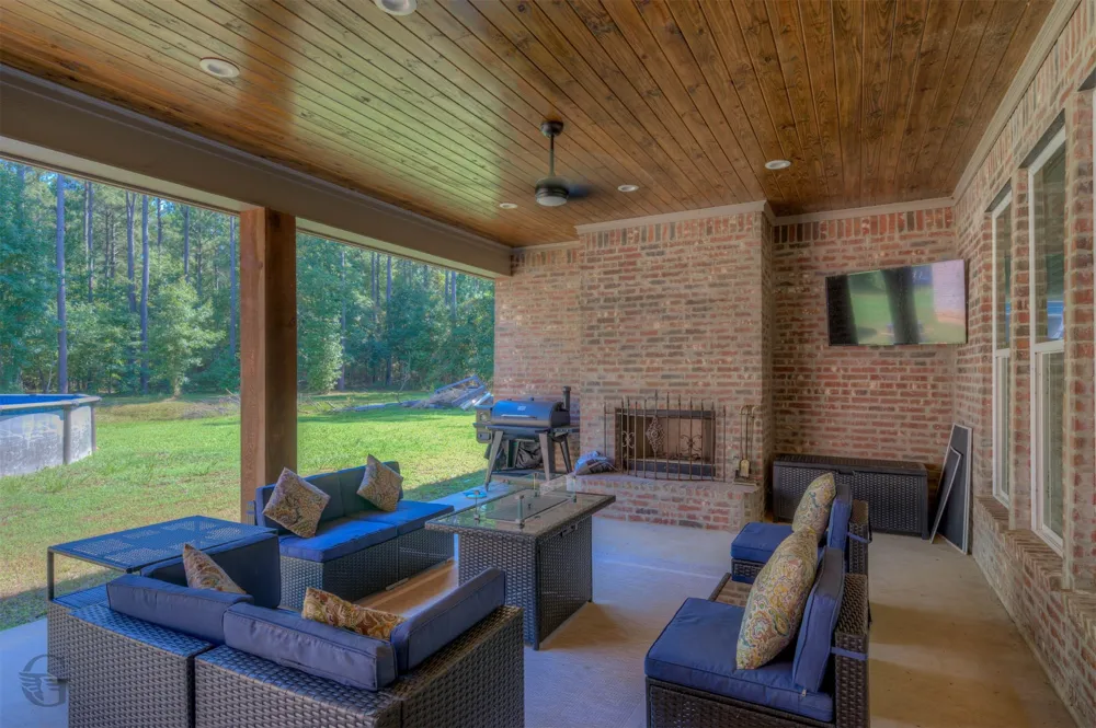 14734 Highway 157 Benton, LA 71006