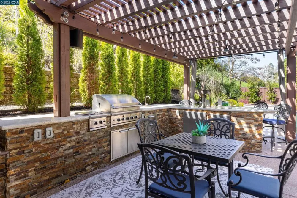 1536 Serafix Rd Alamo, CA 94507