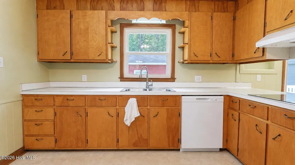 120 King Heights Boulevard Kinston, NC 28501