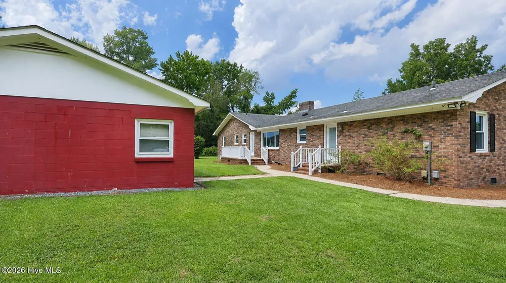 120 King Heights Boulevard Kinston, NC 28501