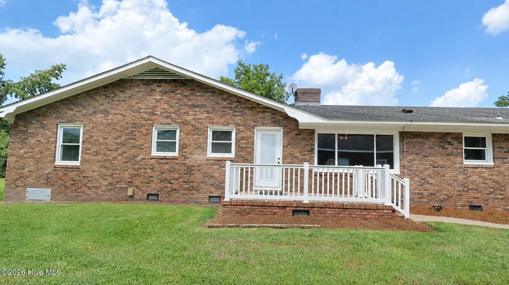 120 King Heights Boulevard Kinston, NC 28501