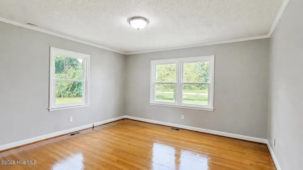 120 King Heights Boulevard Kinston, NC 28501