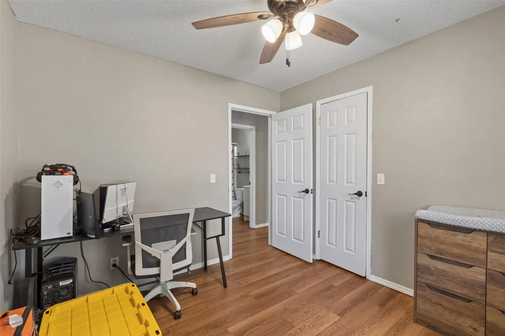 104 E Pine Court Skiatook, OK 74070