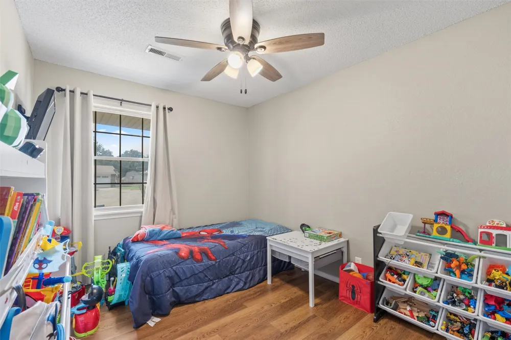 104 E Pine Court Skiatook, OK 74070