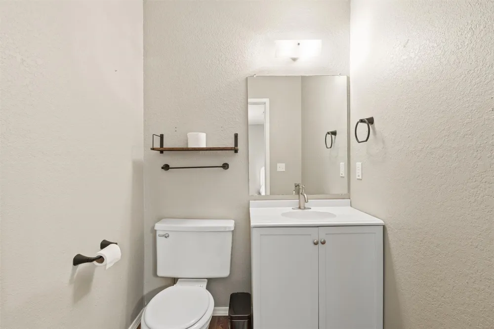 104 E Pine Court Skiatook, OK 74070